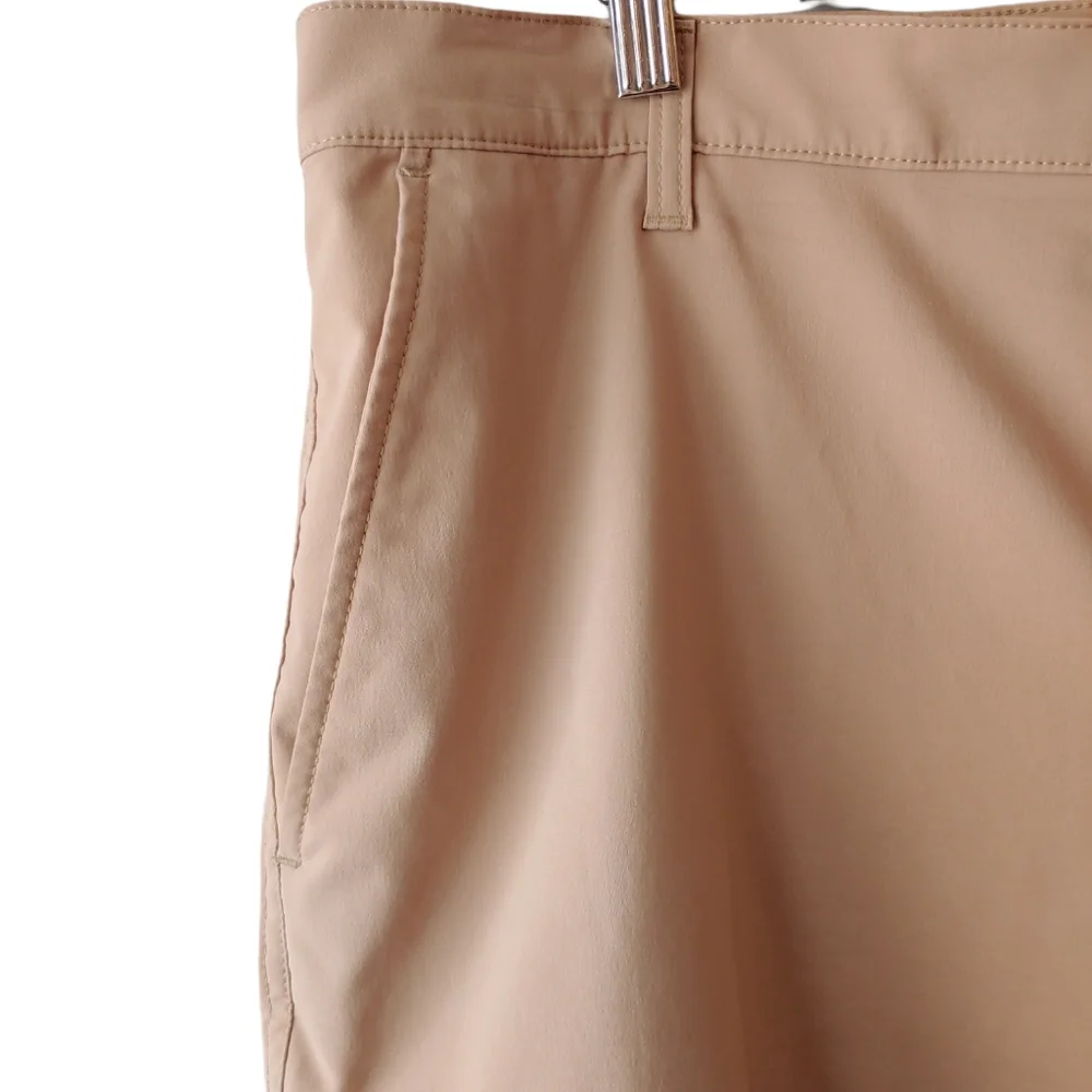 Chaps Stretch Tan Shorts Size 42